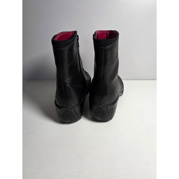 Women's 9 Merrell Black Boots Utility Outdoor WorkWear Rugged Casual Red Inside - Picture 4 of 8